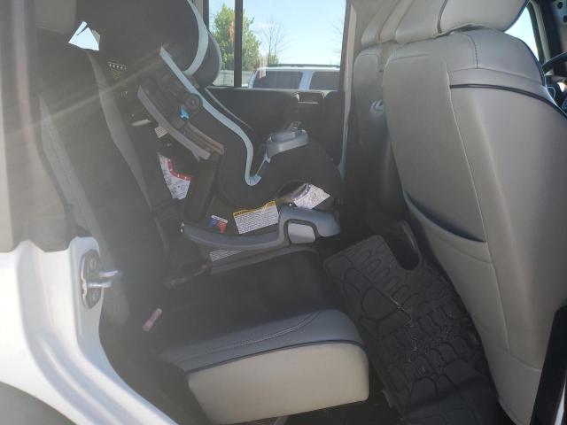 1C4BJWDG8FL587510 - 2015 JEEP WRANGLER U SPORT WHITE photo 10