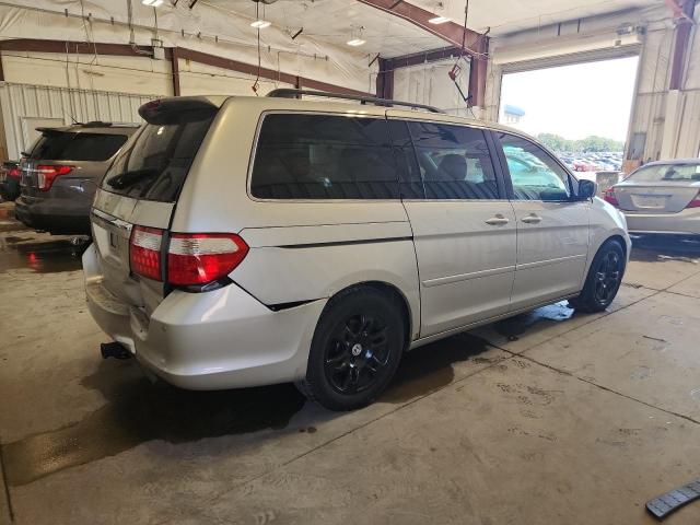 5FNRL38836B096081 - 2006 HONDA ODYSSEY TOURING SILVER photo 3