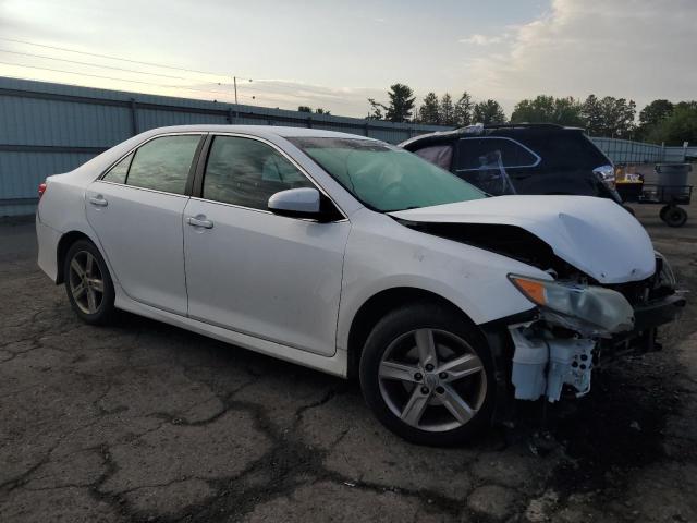4T1BF1FK2CU193265 - 2012 TOYOTA CAMRY BASE WHITE photo 4