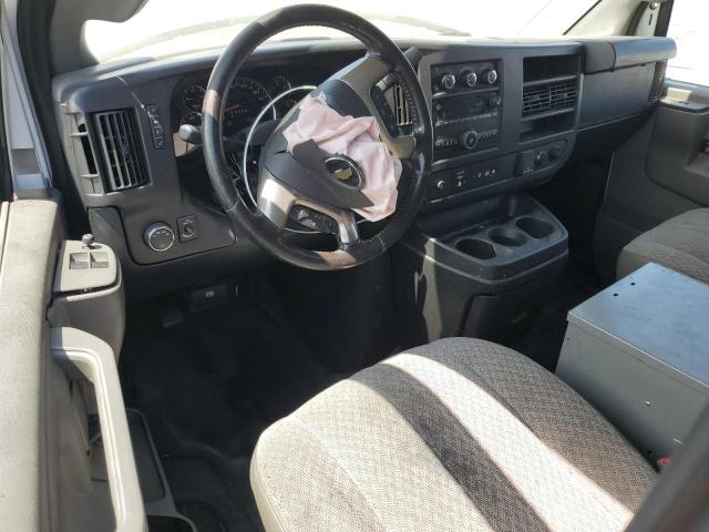 1GCZGHFG0H1134261 - 2017 CHEV EXPRESS G3500 WHITE photo 8