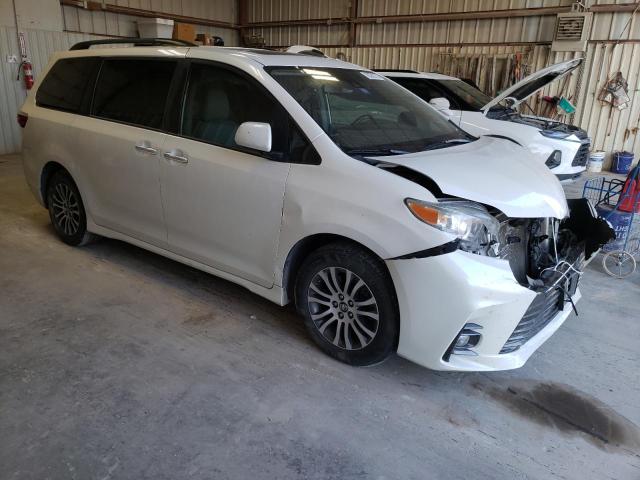 5TDYZ3DC5KS014880 - 2019 TOYOTA SIENNA XLE WHITE photo 4