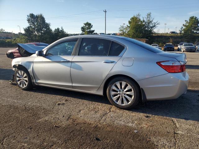 1HGCR2F71DA141373 - 2013 HONDA ACCORD EX SILVER photo 2