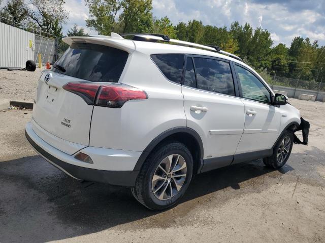 JTMRJREV2HD066096 - 2017 TOYOTA RAV4 HV LE WHITE photo 3
