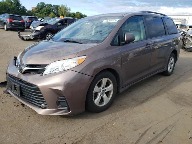 2019 TOYOTA SIENNA LE, 