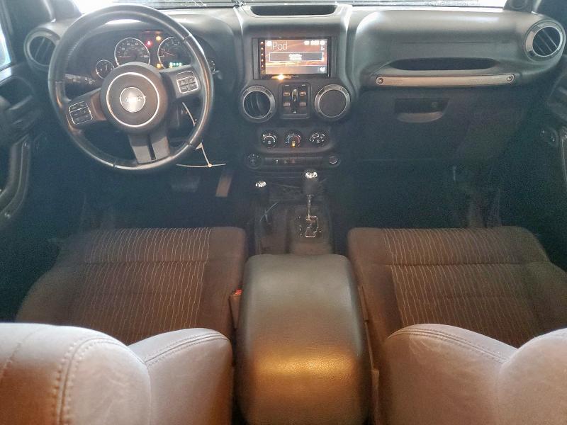 1C4BJWDG1CL218869 - 2012 JEEP WRANGLER UNLIMITED SPORT BLACK photo 8