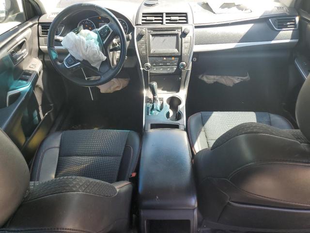 4T1BF1FK7FU052499 - 2015 TOYOTA CAMRY LE SILVER photo 8