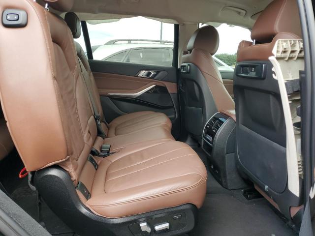 5UXCW2C0XM9F32765 - 2021 BMW X7 XDRIVE40I BLACK photo 11