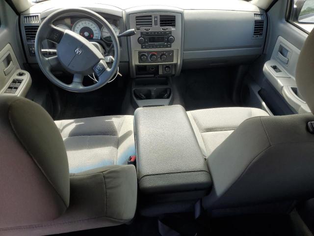 1D7HW48NX6S652135 - 2006 DODGE DAKOTA QUAD SLT SILVER photo 8