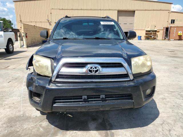 JTEZU14R468056488 - 2006 TOYOTA 4RUNNER SR5 შავი ფოტო 5