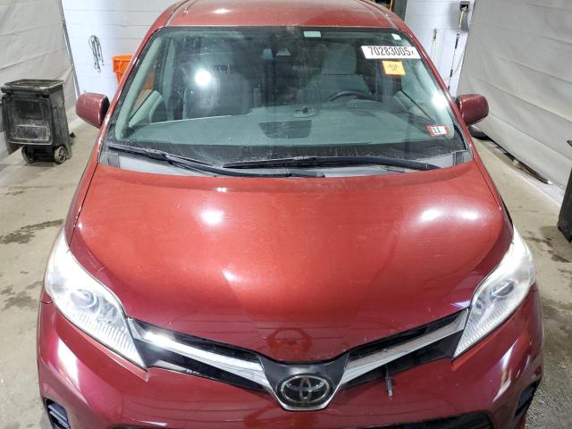 5TDKZ3DCXJS930409 - 2018 TOYOTA SIENNA LE RED photo 12