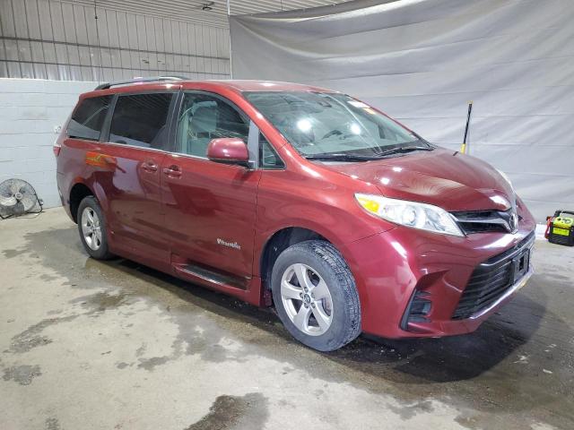 5TDKZ3DCXJS930409 - 2018 TOYOTA SIENNA LE RED photo 4