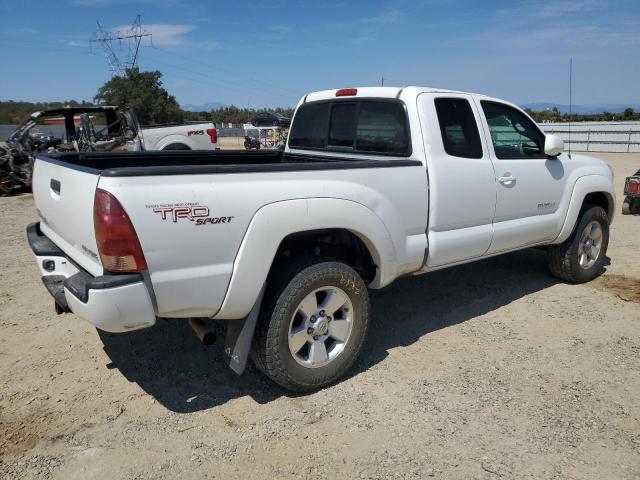 5TEUU42NX6Z273011 - 2006 TOYOTA TACOMA ACCESS CAB Biały zdjęcie 3