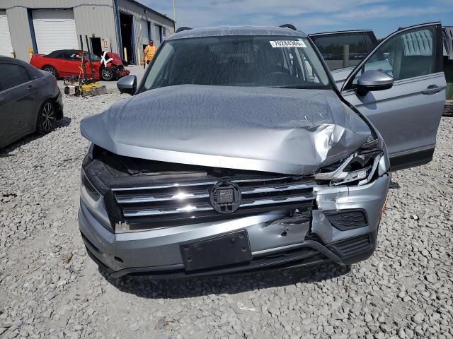 3VV3B7AX8MM003308 - 2021 VOLKSWAGEN TIGUAN SE SILVER photo 11