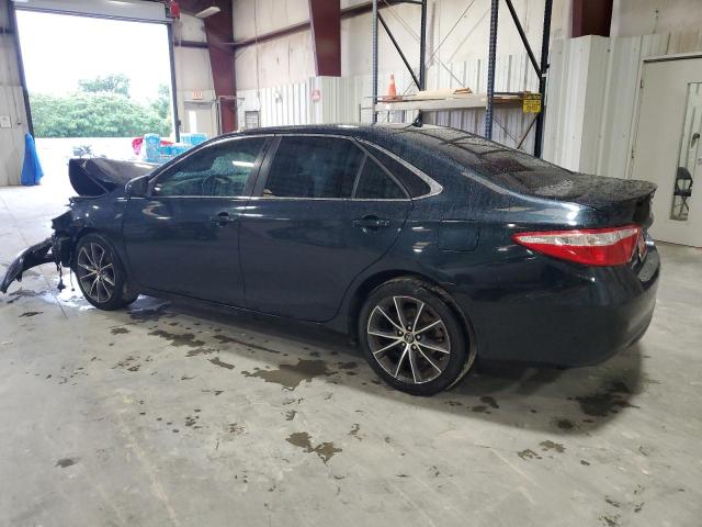 4T1BF1FK5GU599711 - 2016 TOYOTA CAMRY LE BLUE photo 2