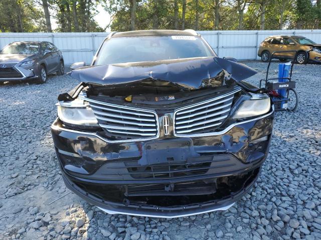 5LMCJ2D91HUL01775 - 2017 LINCOLN MKC SELECT შავი ფოტო 5