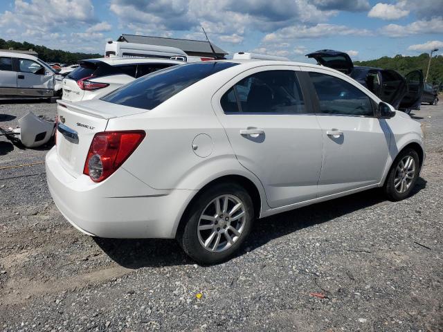 1G1JC5SG2D4172377 - 2013 CHEVROLET SONIC LT თეთრი ფოტო 3