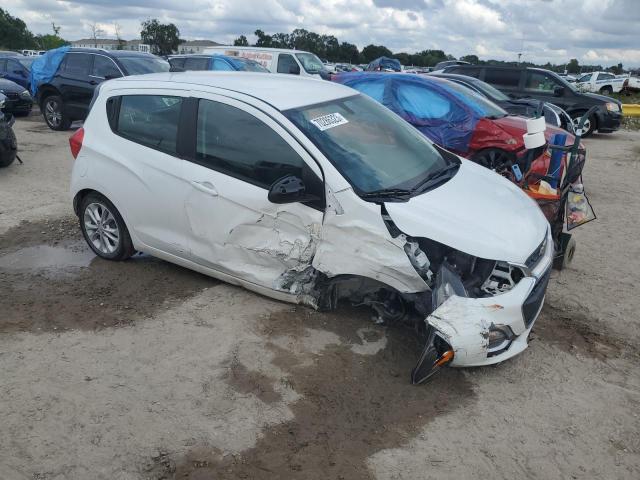 KL8CD6SA5LC441967 - 2020 CHEVROLET SPARK 1LT WHITE photo 4