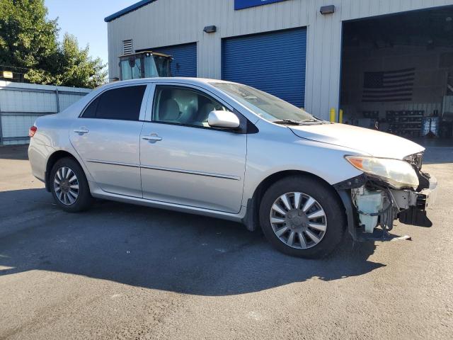 JTDBL40EX99055177 - 2009 TOYOTA COROLLA BASE SILVER photo 4