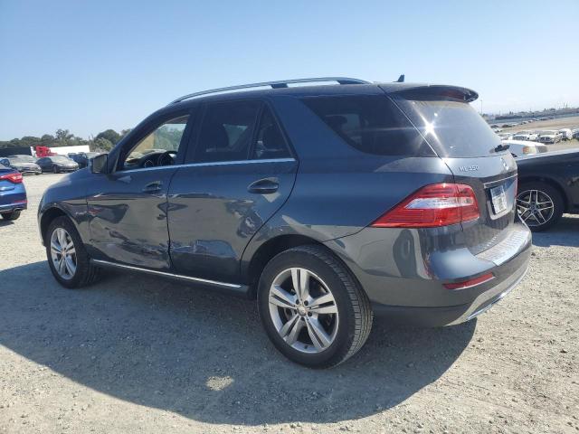 4JGDA5HB1CA087855 - 2012 MERCEDES-BENZ ML 350 4MATIC GRAY photo 2
