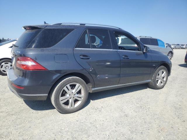 4JGDA5HB1CA087855 - 2012 MERCEDES-BENZ ML 350 4MATIC GRAY photo 3