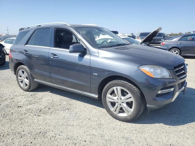 4JGDA5HB1CA087855 - 2012 MERCEDES-BENZ ML 350 4MATIC GRAY photo 4