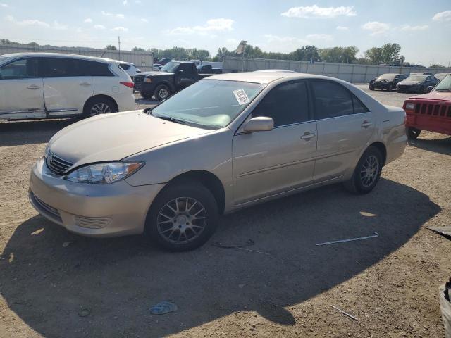 4T1BE32K86U747093 - 2006 TOYOTA CAMRY LE GOLD photo 1