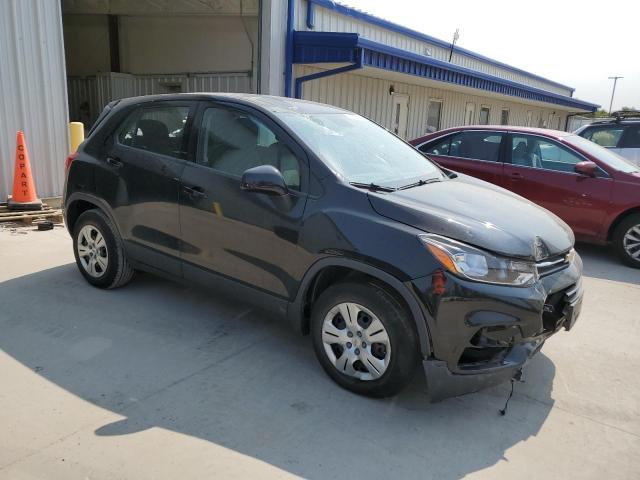 3GNCJKSB0KL121693 - 2019 CHEVROLET TRAX LS BLACK photo 4