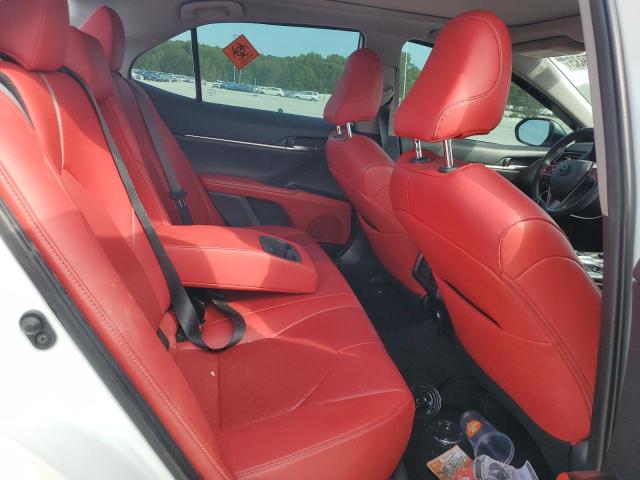 4T1B61HK1KU293398 - 2019 TOYOTA CAMRY XSE WHITE photo 10