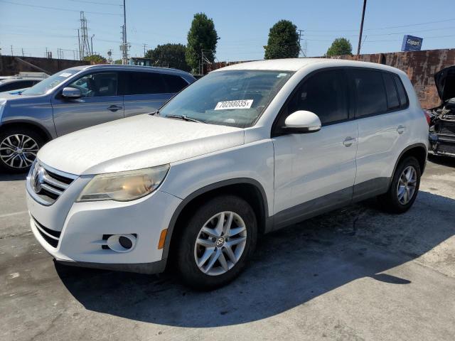 2011 VOLKSWAGEN TIGUAN S, 
