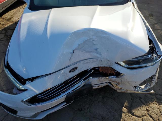 3FA6P0CD3KR260096 - 2019 FORD FUSION SEL WHITE photo 11