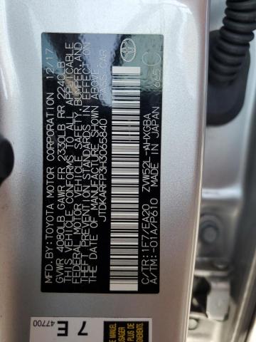 JTDKARFP3H3065840 - 2017 TOYOTA PRIUS PRIM 银色 照片 12