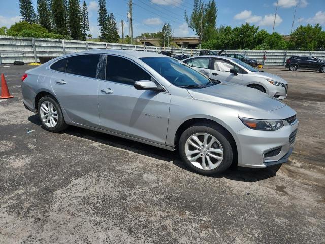 1G1ZD5ST0JF143828 - 2018 CHEVROLET MALIBU LT SILVER photo 4