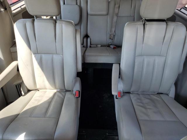 2C4RC1BG1DR573323 - 2013 CHRYSLER TOWN & COU TOURING RED photo 10