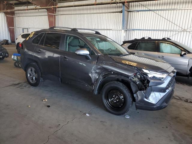 2T3RWRFV9RW219528 - 2024 TOYOTA RAV4 XLE GRAY photo 4