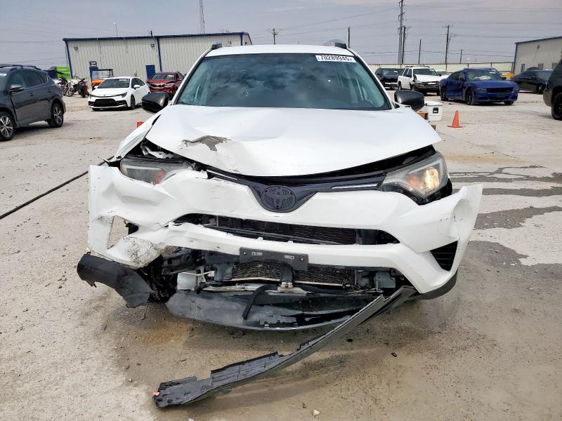 2T3ZFREV7GW304804 - 2016 TOYOTA RAV4 LE WHITE photo 5