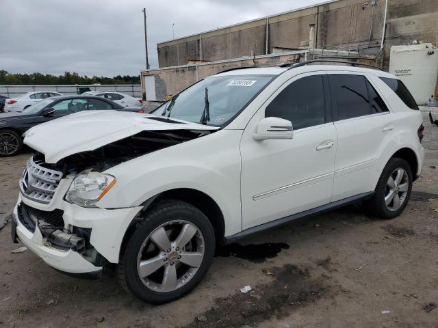 4JGBB8GB4BA725098 - 2011 MERCEDES-BENZ ML 350 4MATIC WHITE photo 1