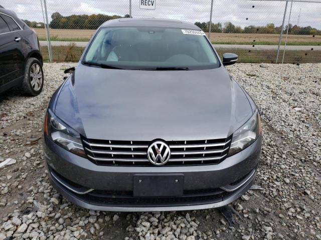 1VWBV7A36FC019717 - 2015 VOLKSWAGEN PASSAT SE GRAY photo 5