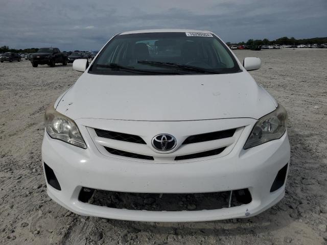 2T1BU4EE6CC796871 - 2012 TOYOTA COROLLA BASE WHITE photo 5