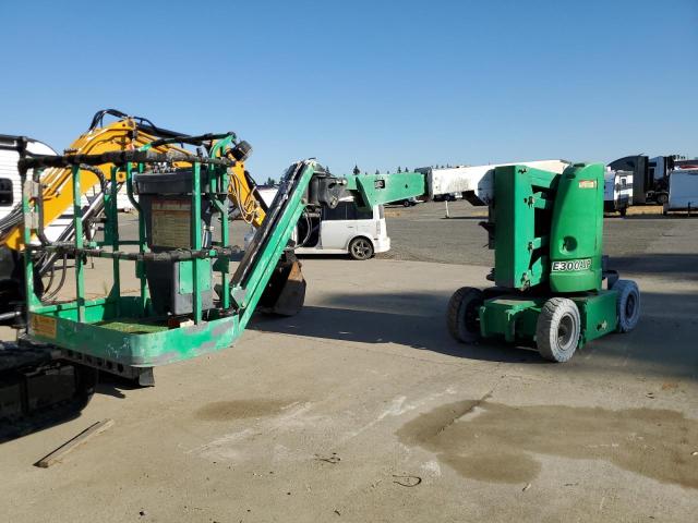 0300175867 - 2016 JLG LIFT GREEN photo 3