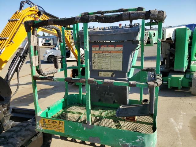 0300175867 - 2016 JLG LIFT GREEN photo 6