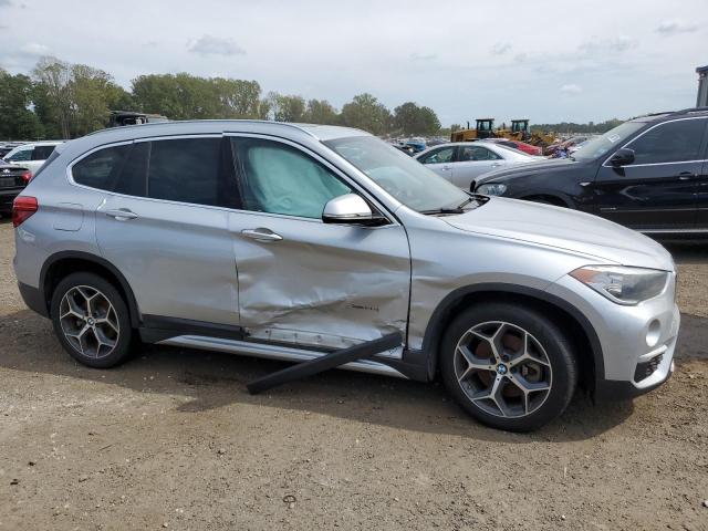 WBXHU7C37J5H42217 - 2018 BMW X1 SDRIVE28I SILVER photo 4