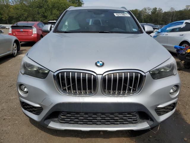 WBXHU7C37J5H42217 - 2018 BMW X1 SDRIVE28I SILVER photo 5