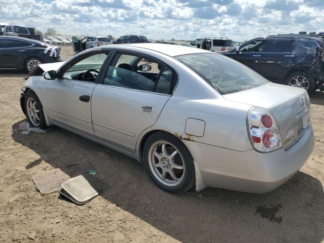1N4AL11DX5C147702 - 2005 NISSAN ALTIMA S SILVER photo 2