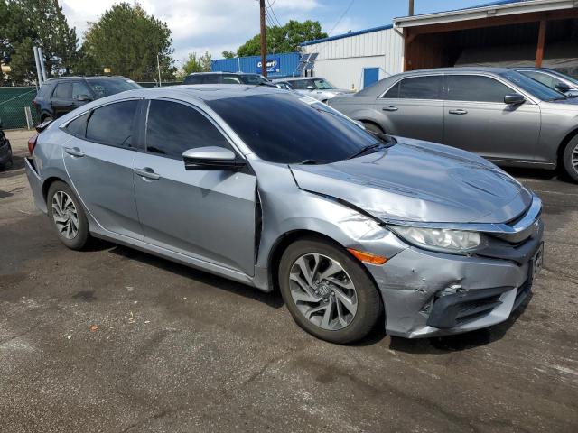 19XFC2F7XHE082114 - 2017 HONDA CIVIC EX Argent photo 4