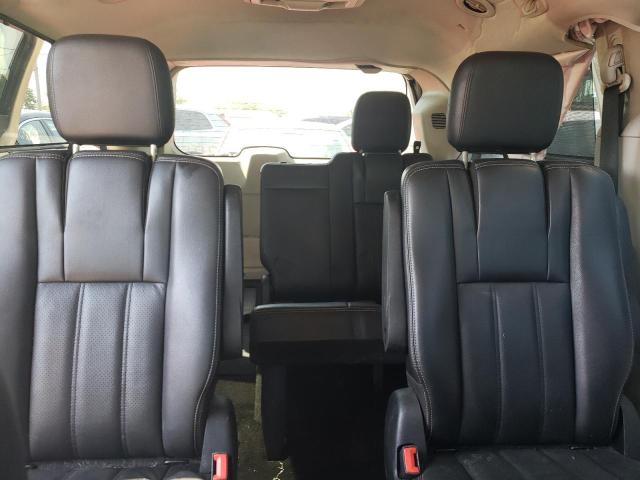 2A4RR8DG9BR798889 - 2011 CHRYSLER TOWN & COU TOURING L GOLD photo 10