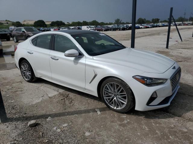 KMTG34LA8MU074252 - 2021 GENESIS G70 ELITE WHITE photo 4