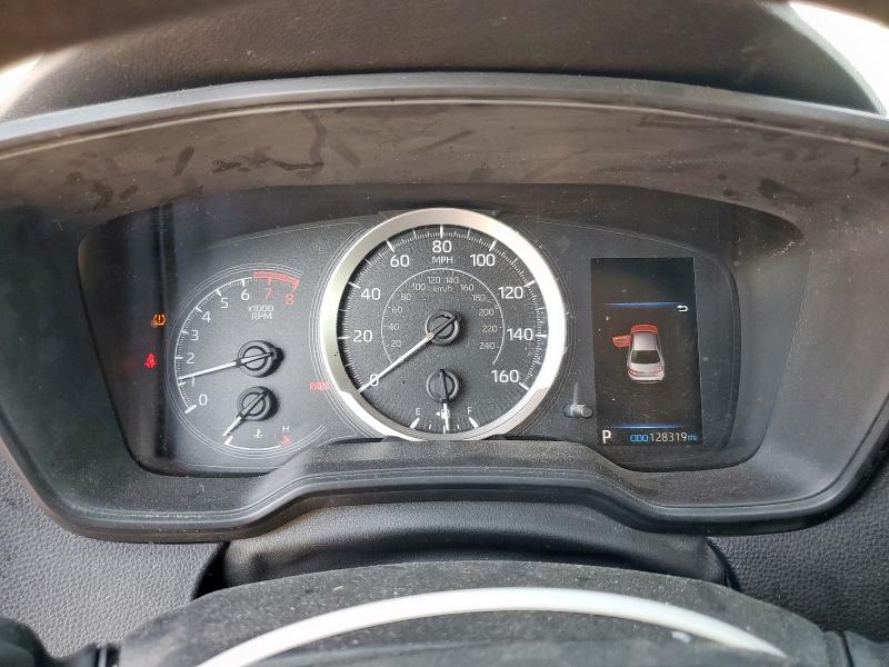 JTDEPRAE1LJ064188 - 2020 TOYOTA COROLLA LE Srebrny zdjęcie 9