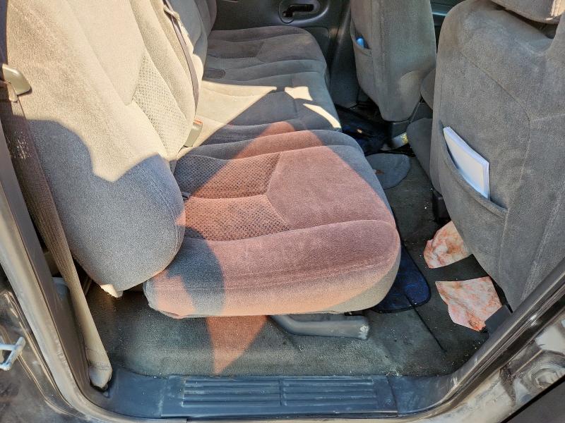 2GCEC13V961201855 - 2006 CHEVROLET SILVERADO C1500 BLACK photo 10