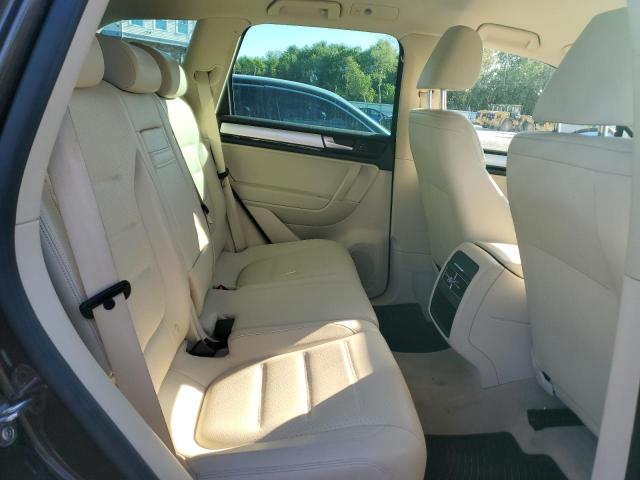 WVGEF9BP0ED014978 - 2014 VOLKSWAGEN TOUAREG V6 თაფლისფერი ფოტო 11