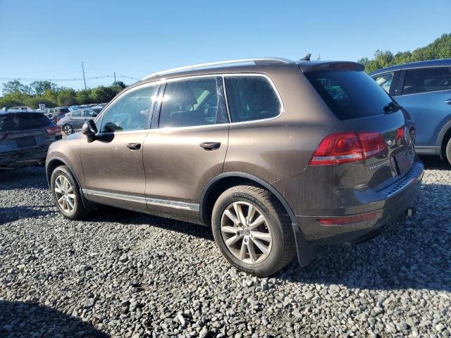 WVGEF9BP0ED014978 - 2014 VOLKSWAGEN TOUAREG V6 თაფლისფერი ფოტო 2